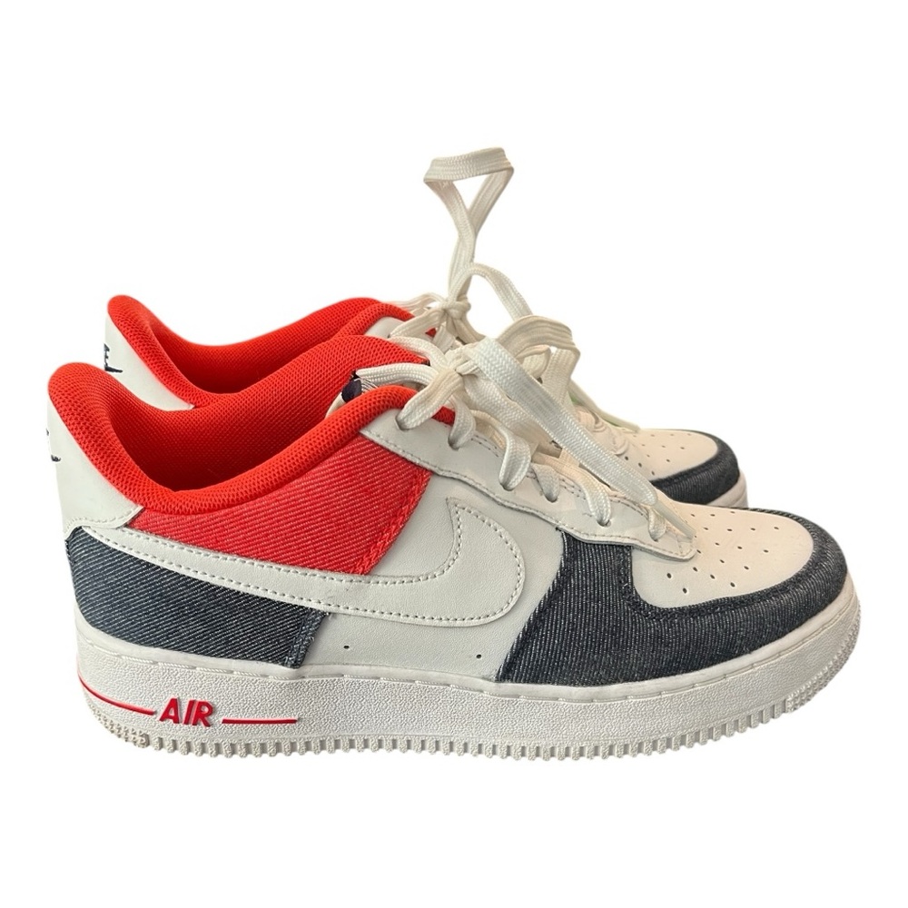 Nike Air Force 1 LV8‎ GS White Denim Red Navy DJ5180-100 Youth 6Y Women’s 7.5